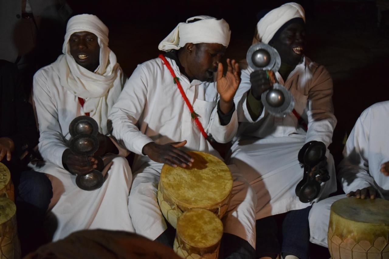 Palmeras Y Dunas Luxery Camp Merzouga Dış mekan fotoğraf